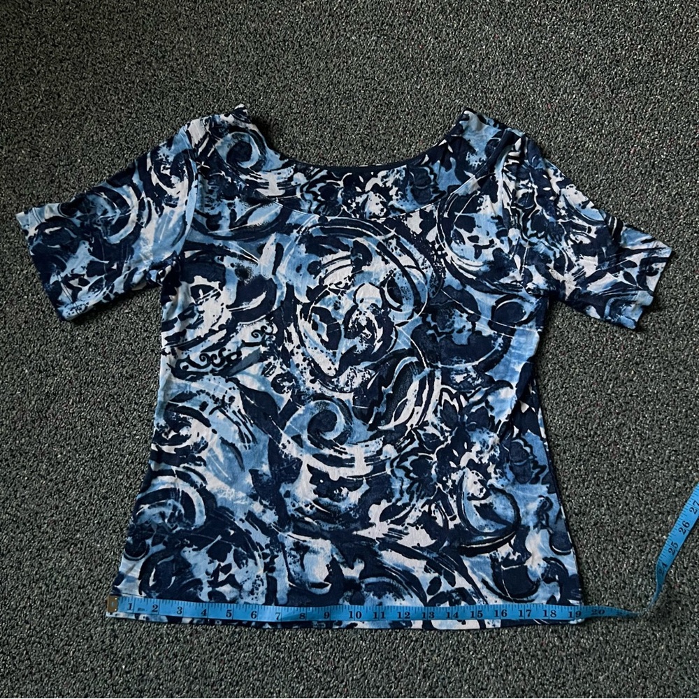 Blue & White Swirly Wave Paisley Print Round Scoop Neck 3/4 Sleeve Shirt Top L